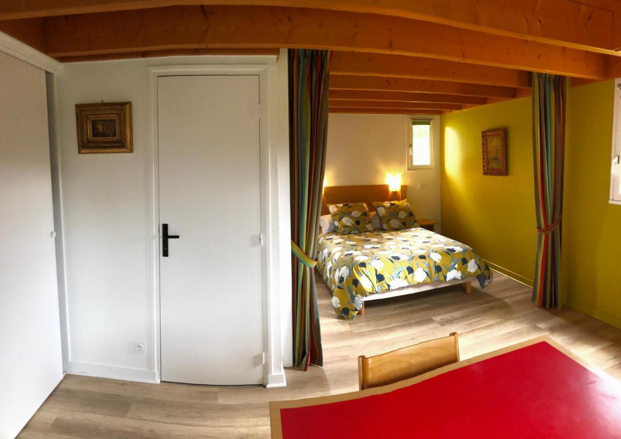 Cottage Anadwen Au Pied Du Lac Au Duc Et Son Golf Ploërmel المظهر الخارجي الصورة