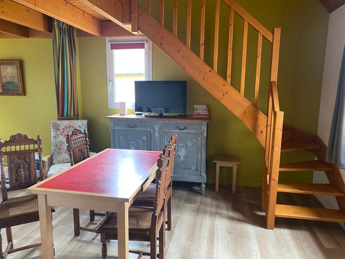 Cottage Anadwen Au Pied Du Lac Au Duc Et Son Golf Ploërmel المظهر الخارجي الصورة