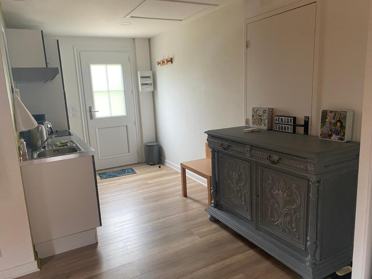 Cottage Anadwen Au Pied Du Lac Au Duc Et Son Golf Ploërmel المظهر الخارجي الصورة